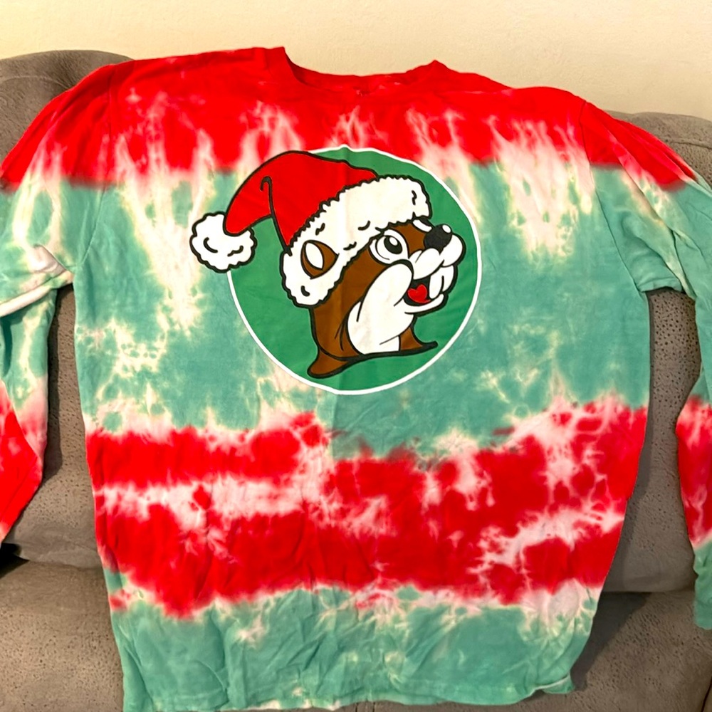 Bucees Christmas top